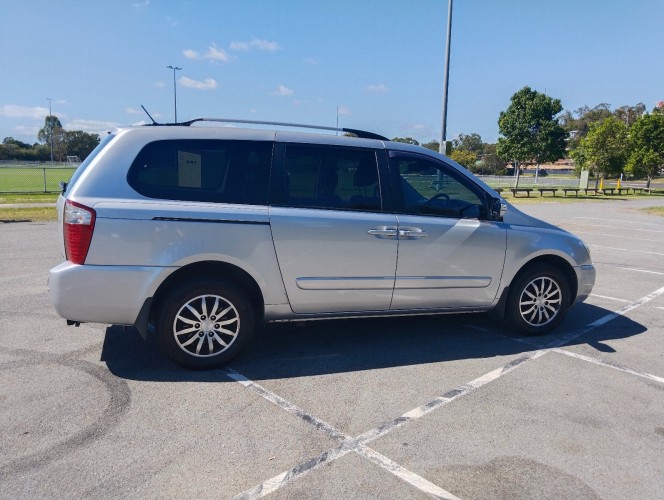 2013 Kia Carnival Grande