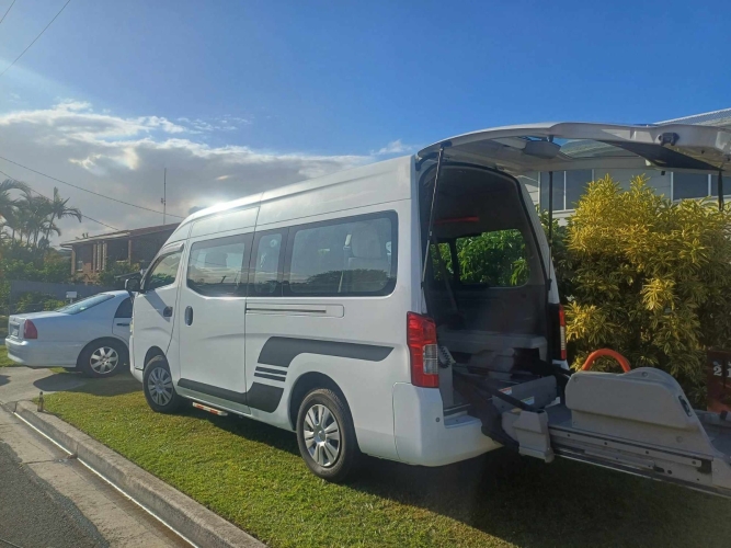 Nissan NV350 2.5L TD 4X4 Chaircab