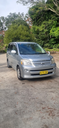 2005 Toyota Noah Welcab