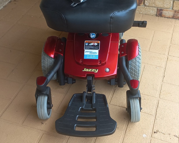 6131_mobility_scooter_2_a