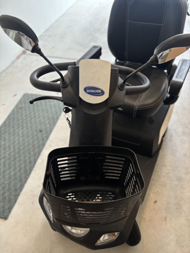 6240_scooter2b