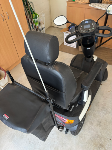 6240_scooter4b