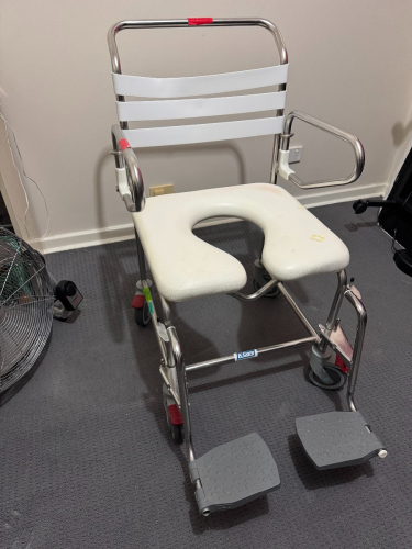 Mobile Shower Chair / Commode