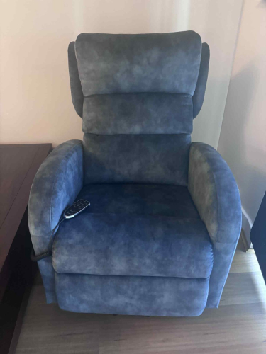 Lift and Recline Lumbar Chair