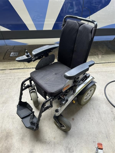 Pride Fusion R40 Power Wheelchair