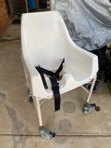 Goanna Commode