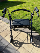Merits Bariatric Walker