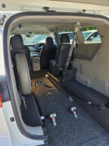 6607_kia_carnival_381cy5_10