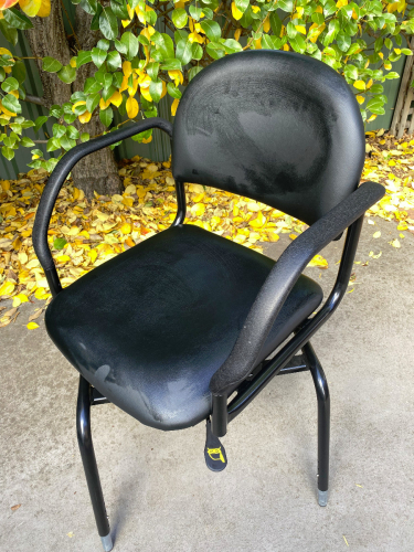 6782_revolution_swivel_chair-2_at_45degrees