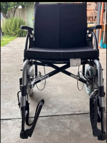 Wheelchair - Breezy BasiX2TM Transit 18