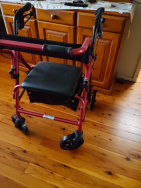 4-Wheel Walker/Wheelchair