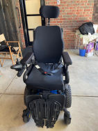Quantum J623 2.0 Electric Wheelchair