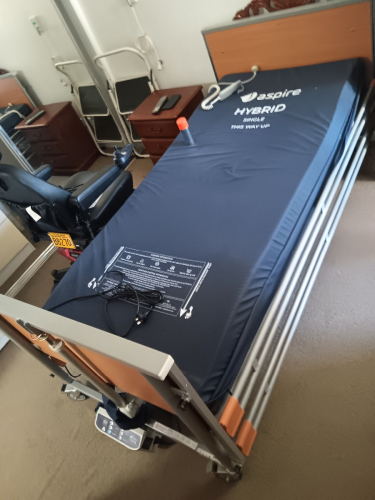 Free..2 Hospital Adjustable Beds