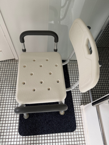8253_showerchair2_r1488227300