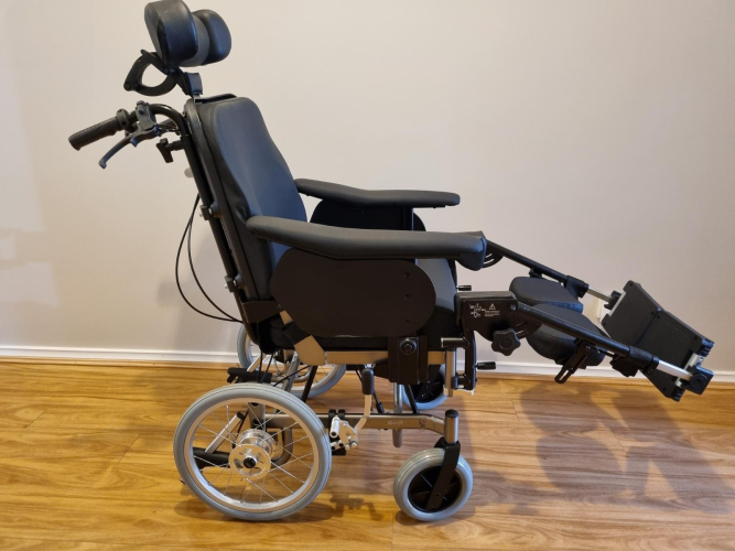 2024 IDSOFT Tilt-In-Space Wheelchair