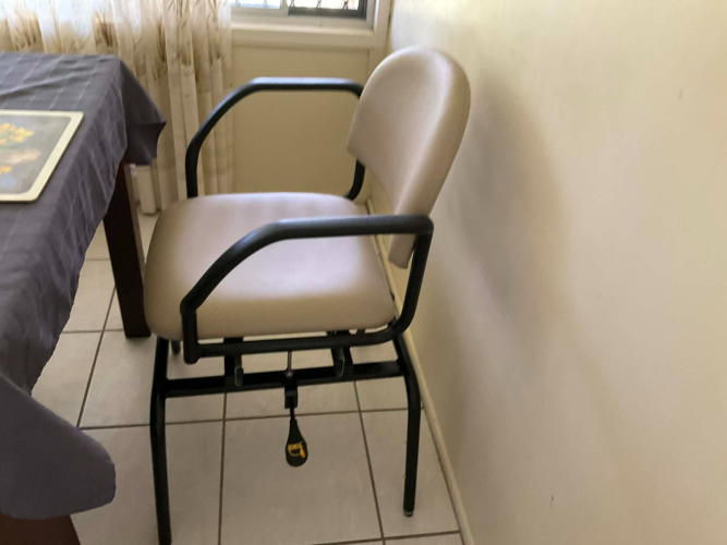 Revolution Height Adjustable Chair