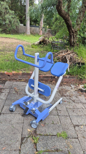 Used Oxford Up Stand-aid and Transfer