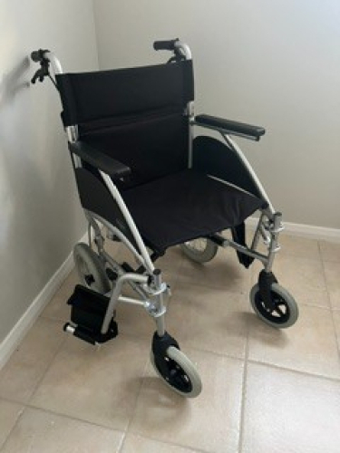 Crystal 2 Manual Wheelchair