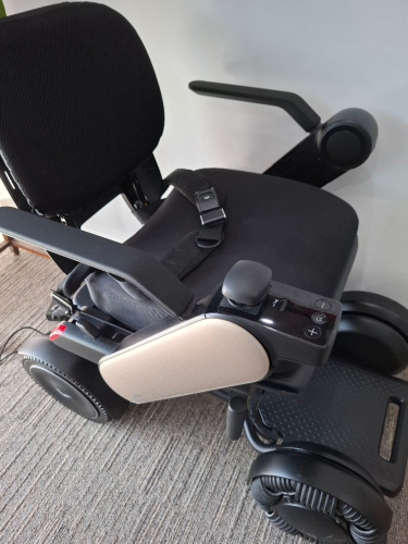 8681_whill_power_wheelchair_-_1_-_20260208_154912_r424952201