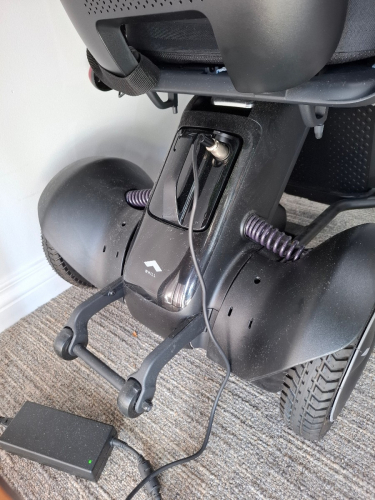 8681_whill_power_wheelchair_-_5_-_20260208_154812_r1084672442