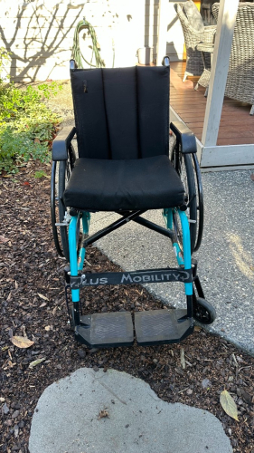 Free Mobility Plus Wheelchair
