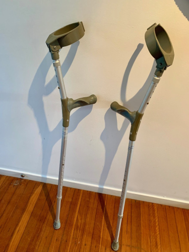 Crutches (forearm)