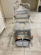 Etac Swift Mobil R Mobile Shower Commode