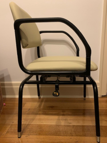 8942_chair_2