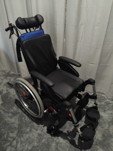 Aspire Tilt-in-Space Wheelchair