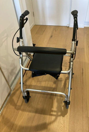 Auscare Seated Mobility Wheelie Walker