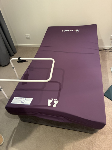 Sovereign Elect Adjustable Bed + Mattress