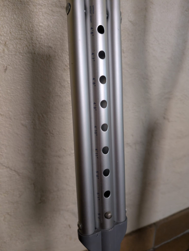 9358_crutches_2