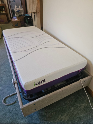 ICare King Single Adjustable Bed