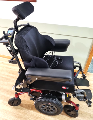 9608_electric_wheel_chair_no1