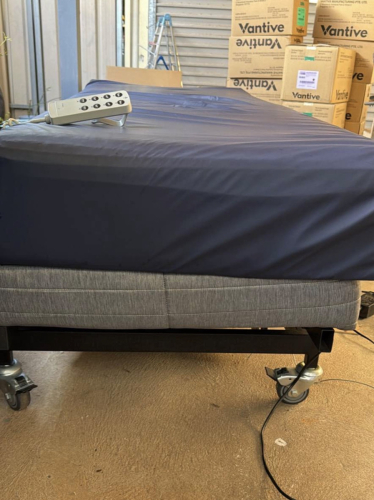 Electric Adjustable Homecare Bed – Excellent Condition