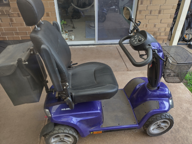 9823_scooter