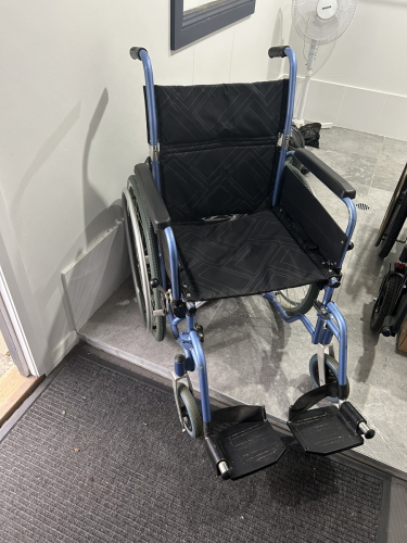 Free Wheelchair - Manual